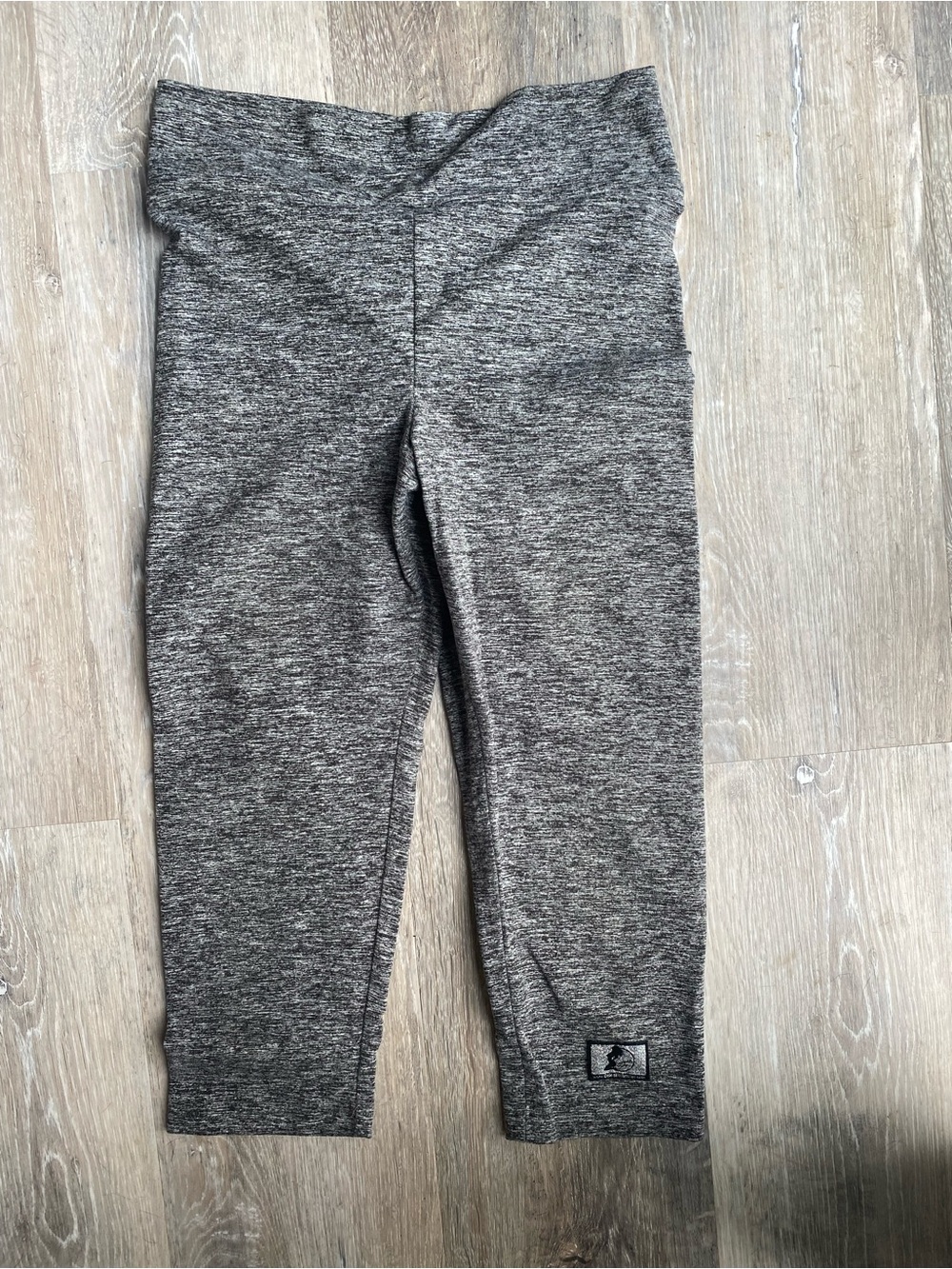 Celestial bodiez high waisted butt scrunch capris